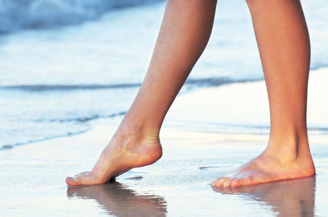 Prevention of varicose veins walking on water barefoot
